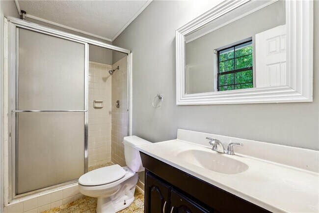 Building Photo - 2885 Webb Rd
