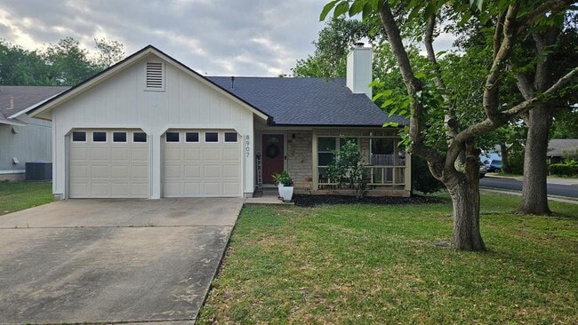 Primary Photo - 8907 Creekmont Cove