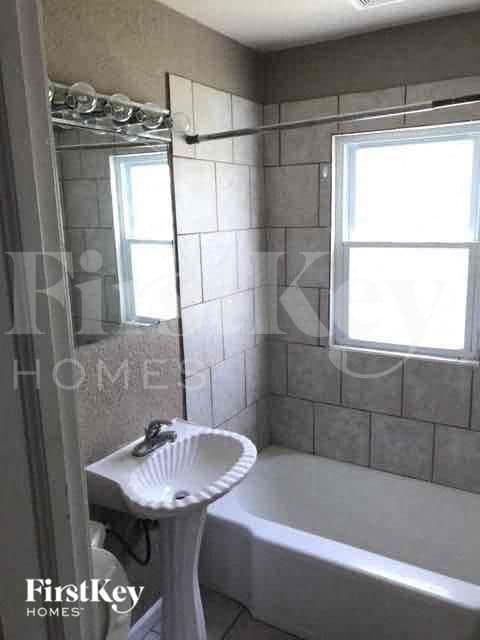 Building Photo - 9058 E 66 Terrace