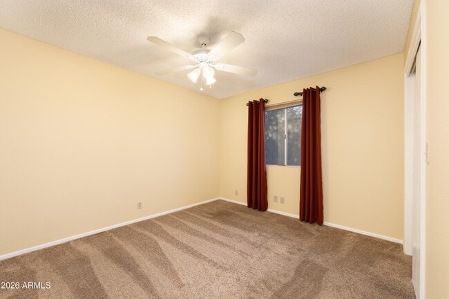 Building Photo - 4021 E Carol Cir