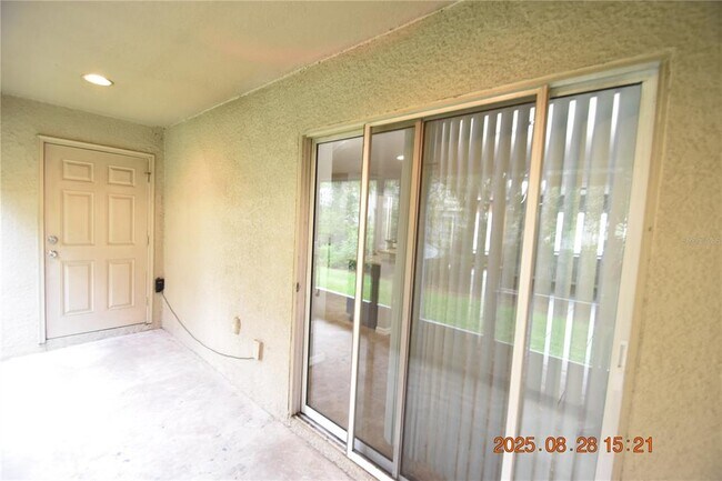 Building Photo - 27525 Desert Willow Way