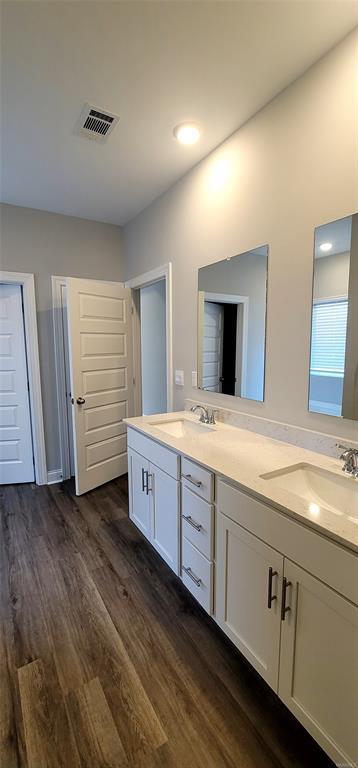 Building Photo - 5108 Sedona Dr