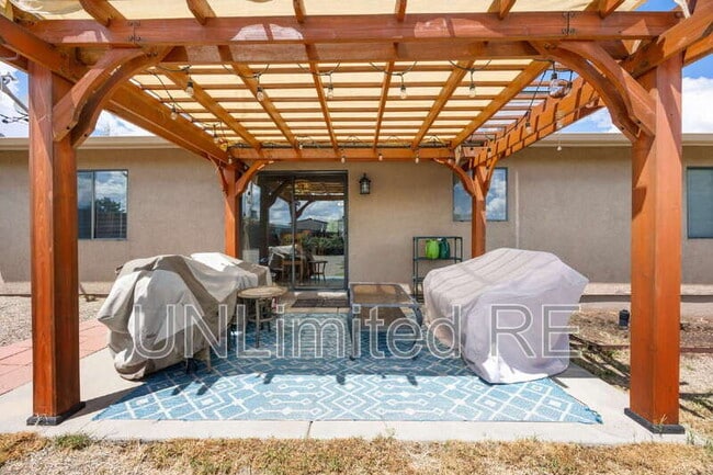 Building Photo - 4835 Gemstone Dr