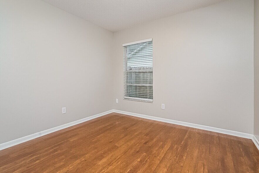 Building Photo - 24734 Silversmith Dr