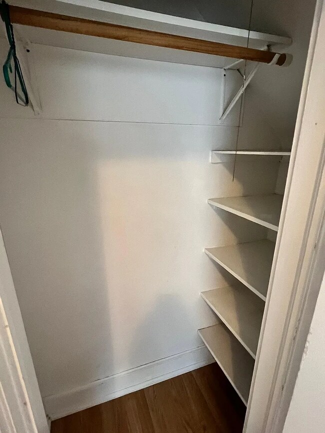 Building Photo - 4813 W 5th St