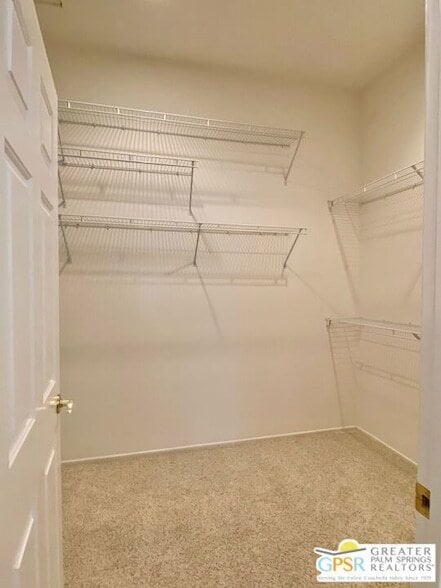 Building Photo - 78139 Elenbrook Ct