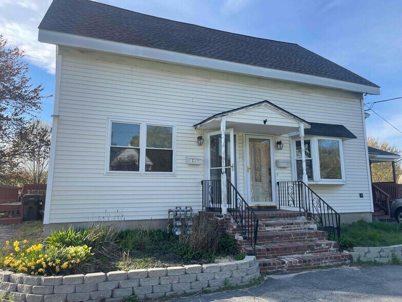 Building Photo - 177 Lowell Ave