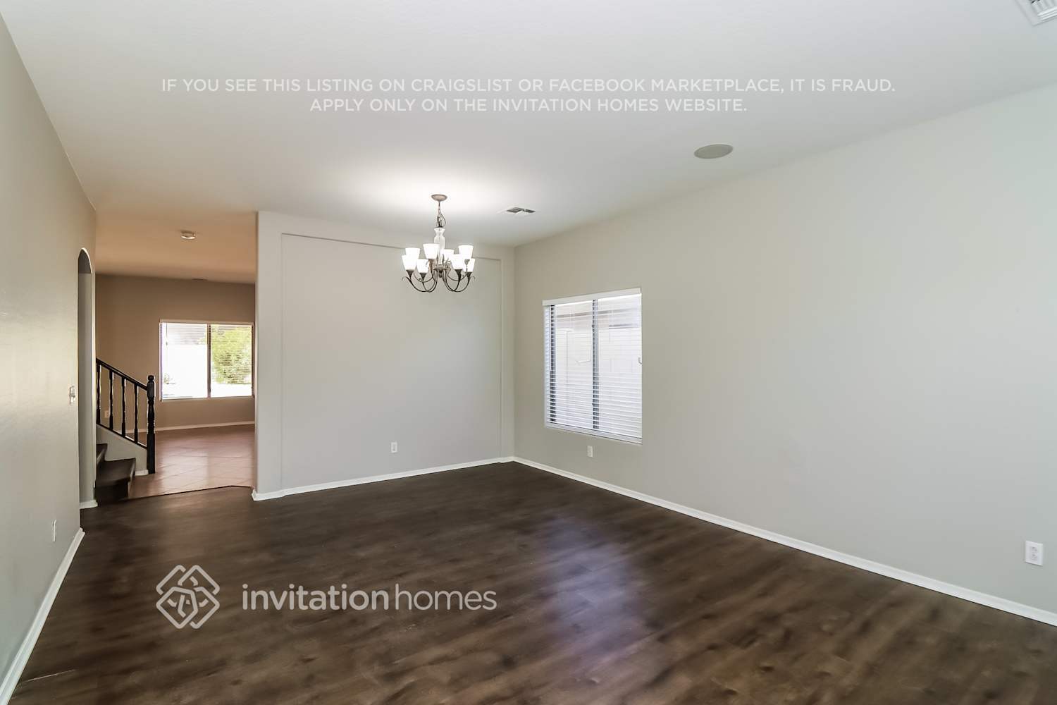 Building Photo - 1416 S 115th Dr