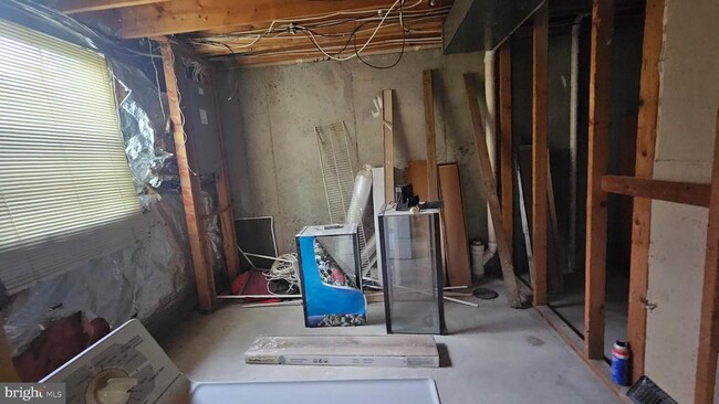 Building Photo - 24 Blackfoot Ct