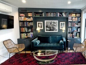 Building Photo - 49 Warren Ave