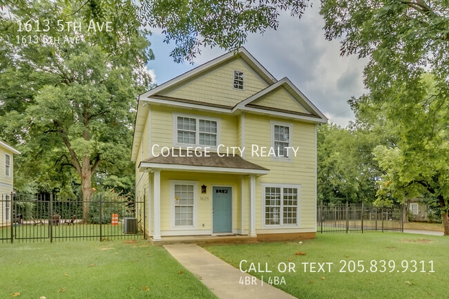 Building Photo - 1613 5th Ave