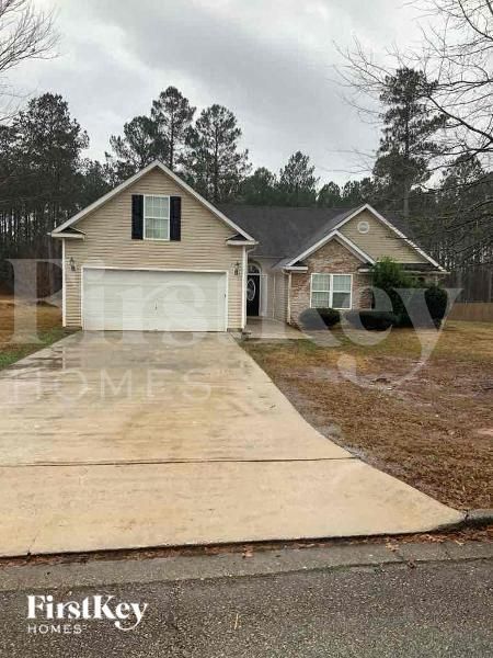 Building Photo - 50 Oakbrook Ln