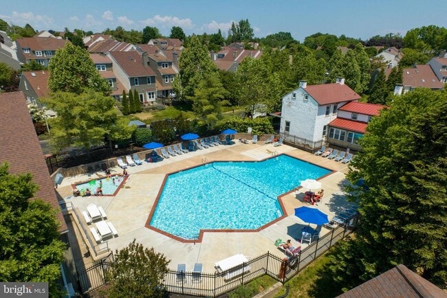 Building Photo - 1104 St Michaels Ct