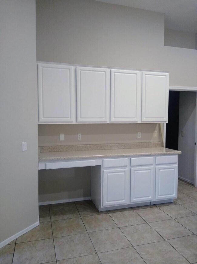 Building Photo - 24744 W Illini St