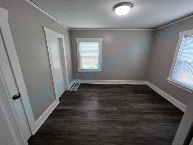 Building Photo - 1420 NE 53rd Ave