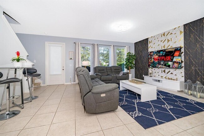 Building Photo - 664 Benoi Dr