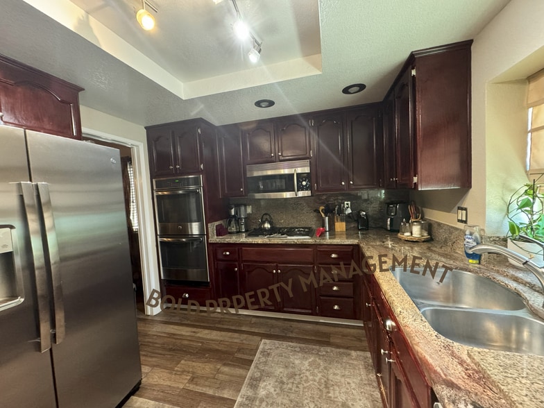 Building Photo - 3159 Doroteo Way