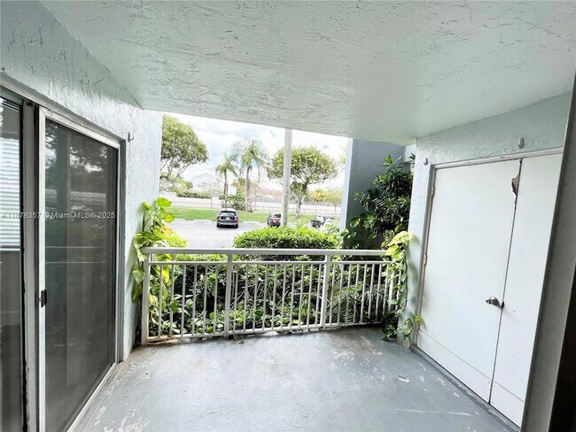 Building Photo - 8540 SW 212th St