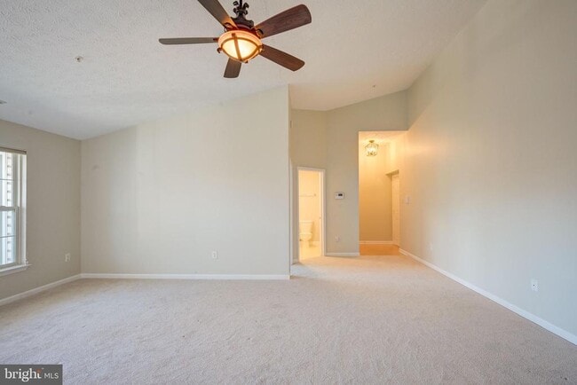 Building Photo - 4933 Riders Ct