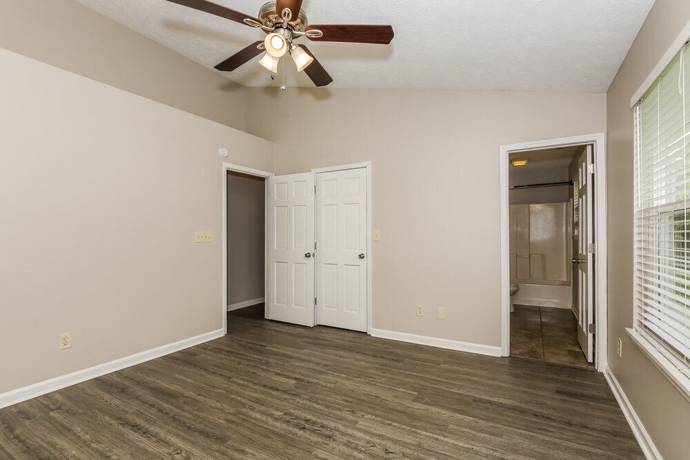 Building Photo - 5631 Nodlehs Ct