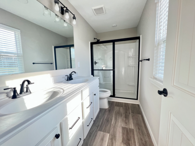Building Photo - 372 Traminer Wy