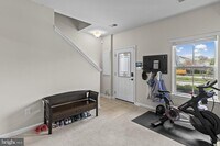 Building Photo - 7933 Trailview Xing