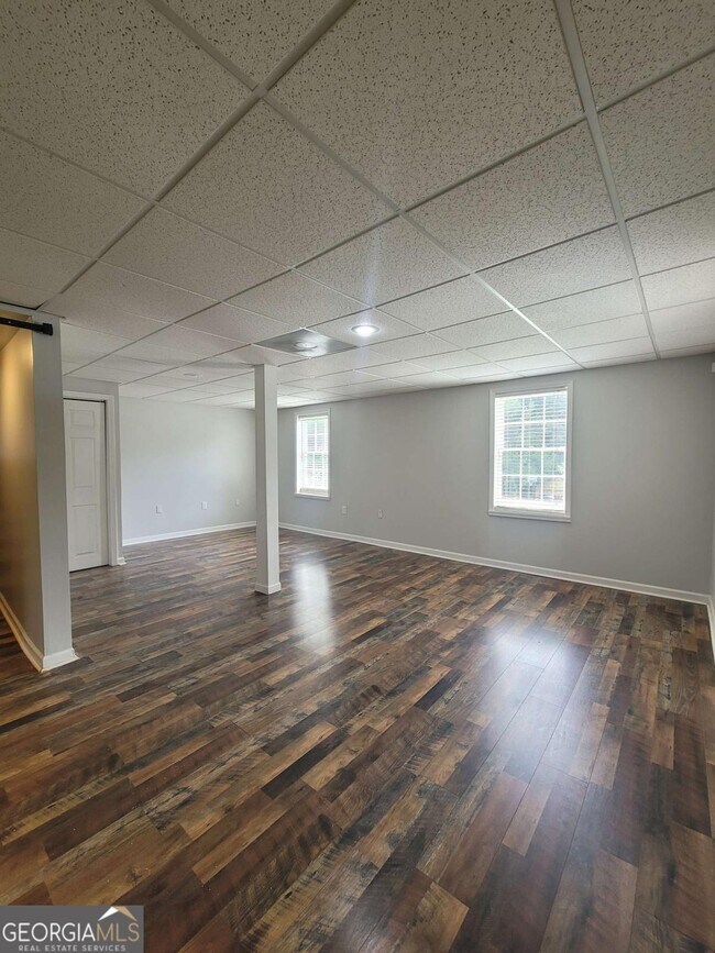 Building Photo - 4641 Lucerne Valley Rd SW