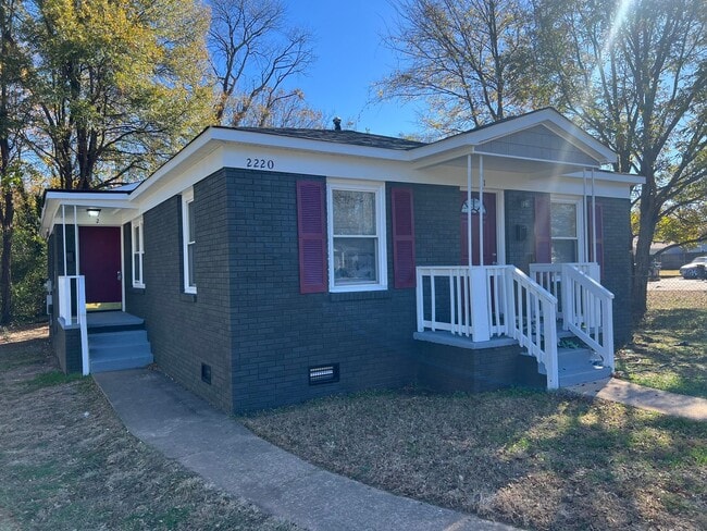 Building Photo - (sold)Custer2220