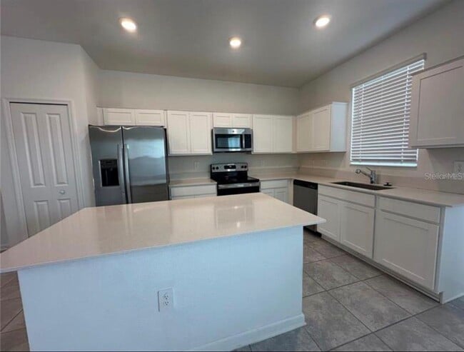 Building Photo - 283 Nine Iron Dr