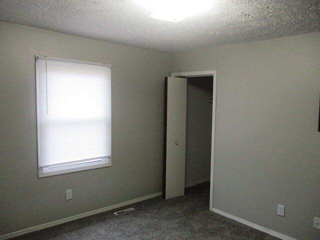 Building Photo - 1503 Northbrook Dr