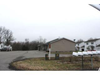 Building Photo - 300-322 N Ferne Clyffe Rd