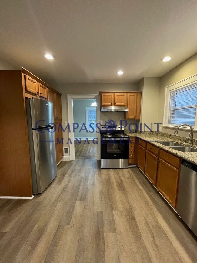 Building Photo - Welcome To Your New Home!!!!