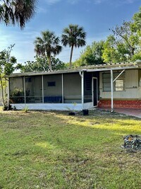 Building Photo - 11349 Meadow Ln