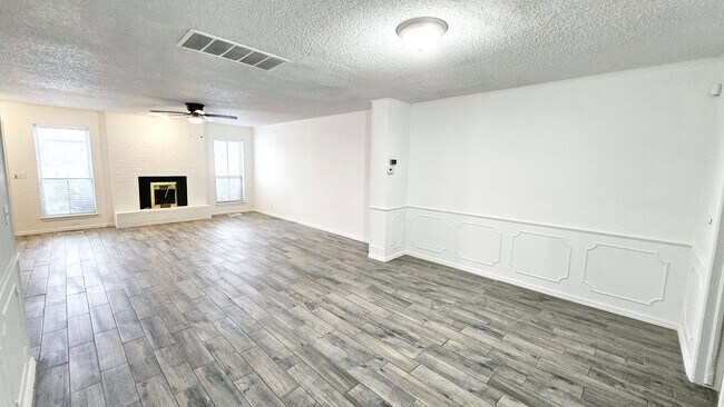 Building Photo - Storage Galore - Close to So Much