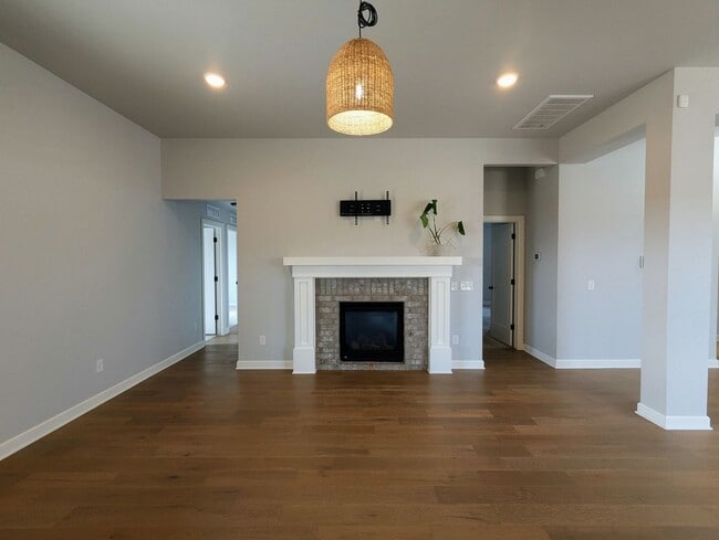 Building Photo - Spacious Yukon Home with Storm Shelter, 2-Car Garage & Fenced Yard!