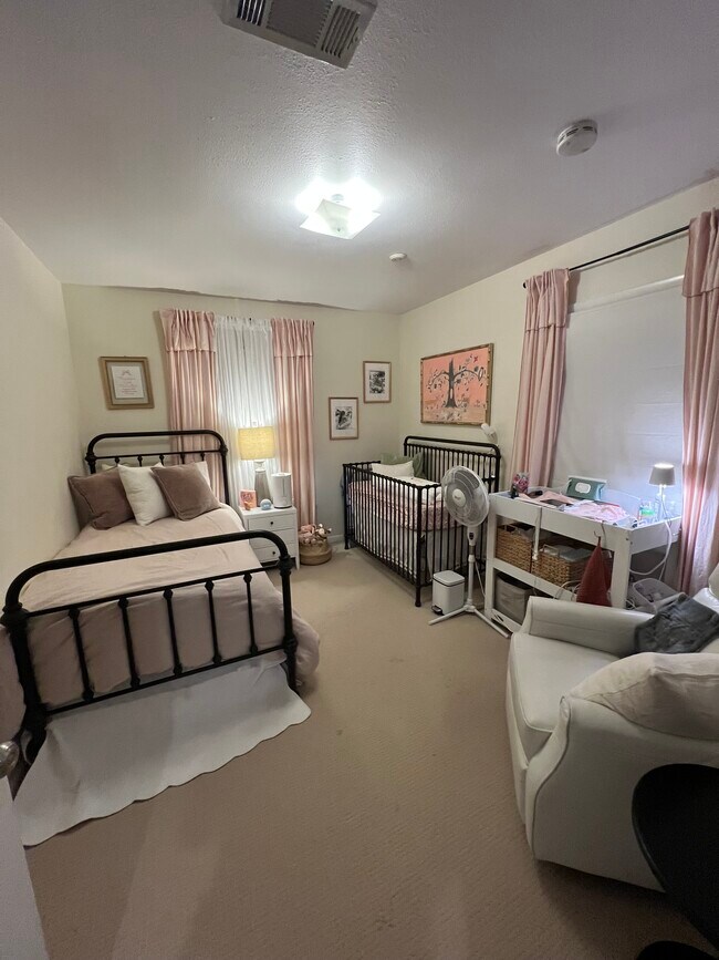 Building Photo - 2204 Boyd Ave