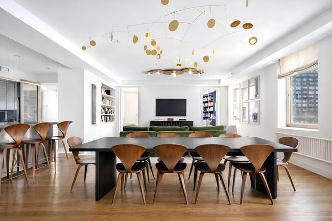 Building Photo - 145 6th Ave