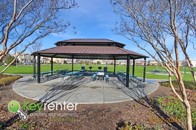 Building Photo - Spacious One-Story Vacaville Home on a Cul-De-Sac!