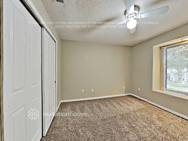 Building Photo - 6239 Greenwich Dr