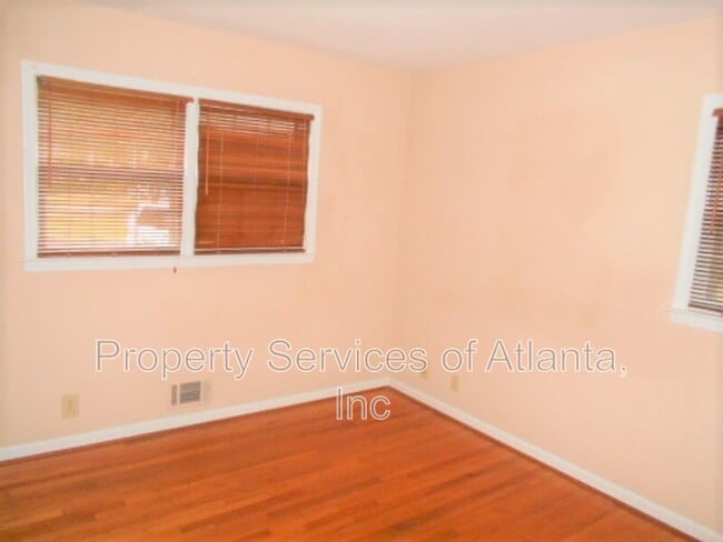 Building Photo - 1827 Galilee Ct
