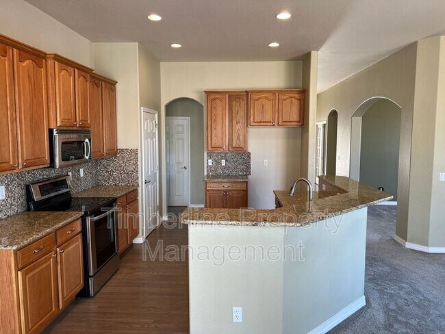 Building Photo - 9914 Red Sage Dr