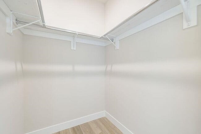 Building Photo - 304 61st St