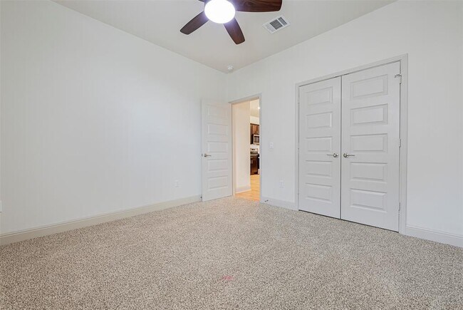 Building Photo - 18033 Bassano Ave