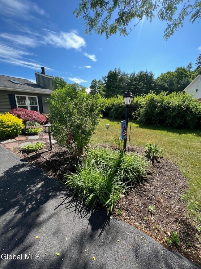 Building Photo - 111 Stone Ridge Ct