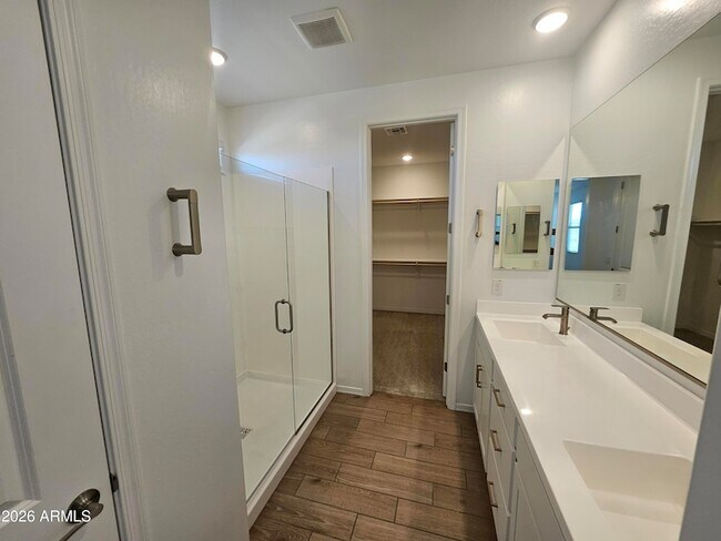 Building Photo - 22815 E Watford Dr