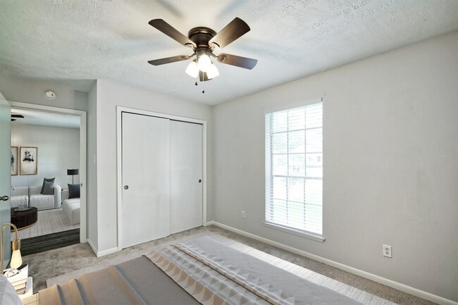 Building Photo - 308 Lawrence St