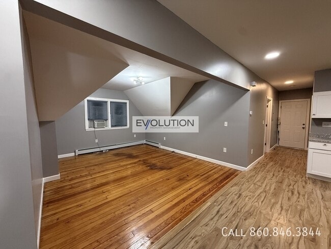 Building Photo - 1 Sterling St