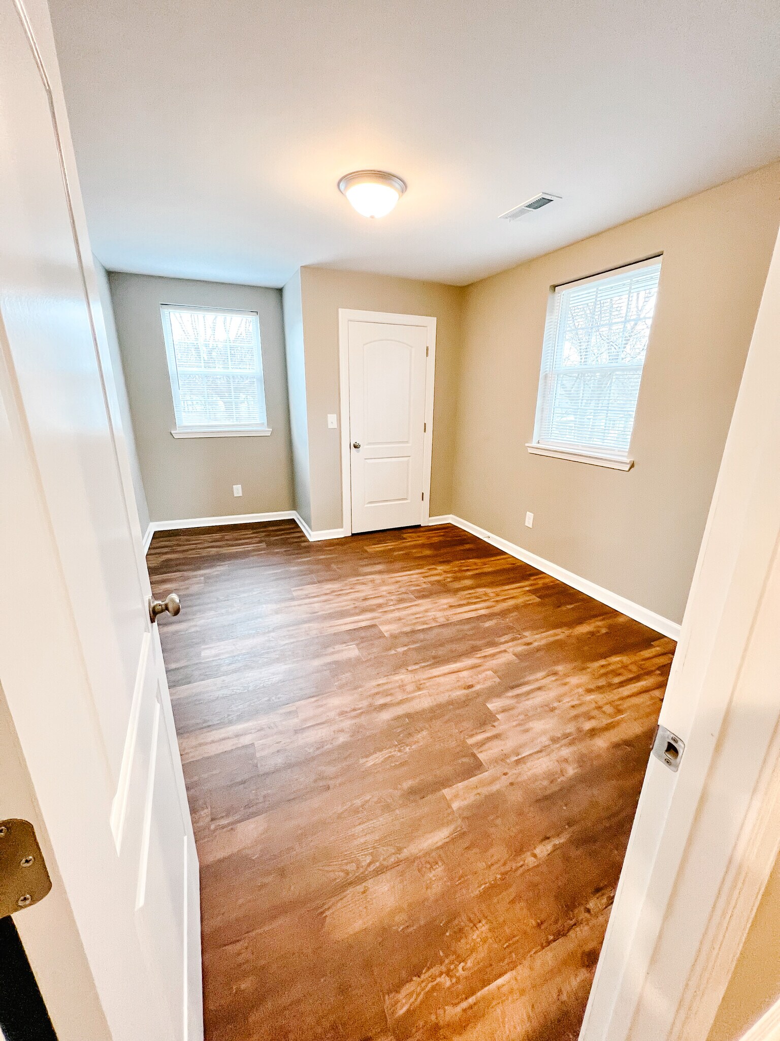 Bedroom 1 - 801 Poplar Ave