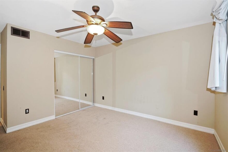 Building Photo - 15383 Maturin Dr