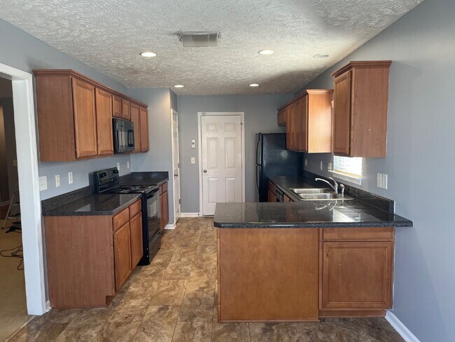 Building Photo - 2011 Orlimar Ct